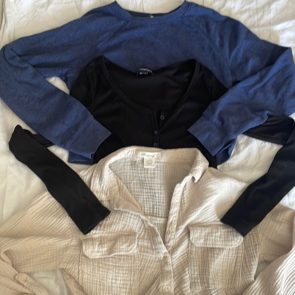 3 pc Crop Top Long Sleeves~SUPER CUTE-button down -collared-sweater Sz small